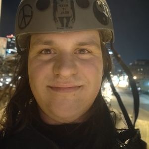 Meet your Posher, Dakota